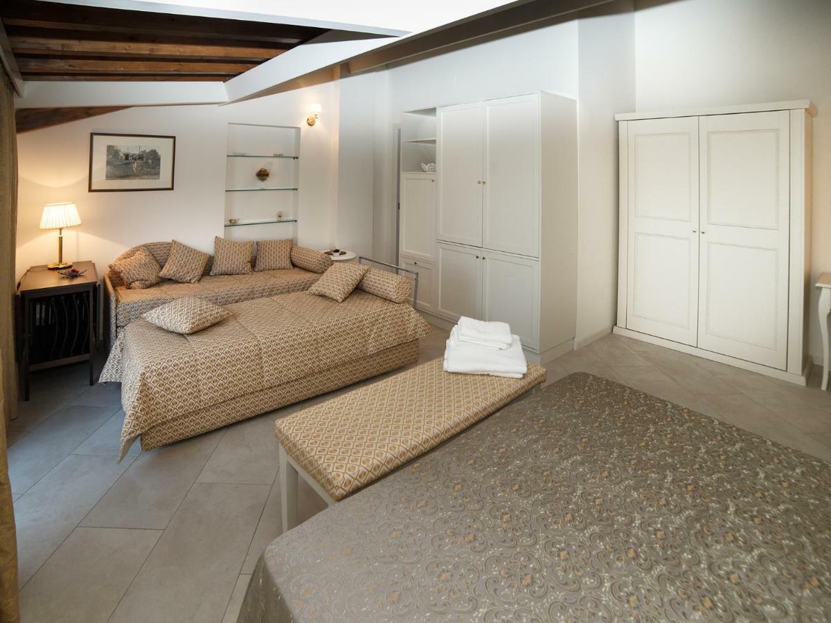 Marina Di Savoca Lejlighed Santa Teresa Di Riva Eksteriør billede